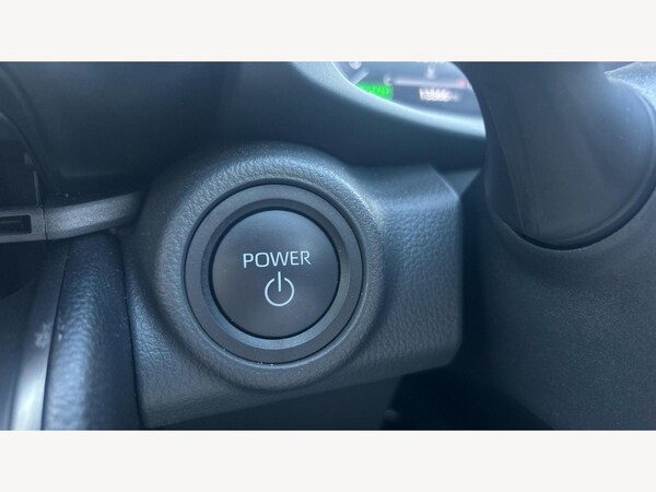 Used Toyota C-HR 2024 for sale - 76012937: Photo 30
