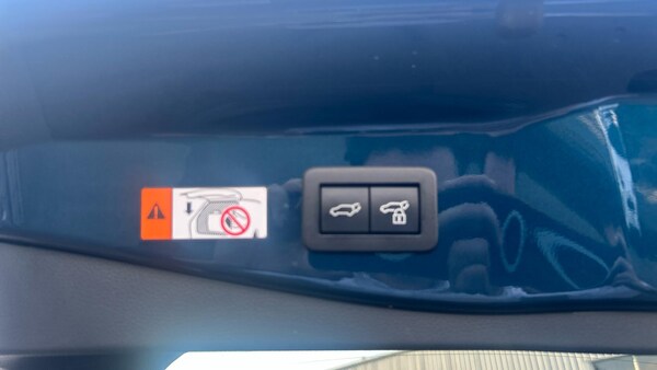 Used Toyota C-HR 2024 for sale - 76012937: Photo 46