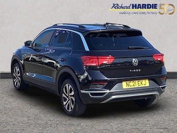 Used Volkswagen T-Roc 2021 for sale - 75351247: Photo