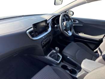 Used Kia Ceed 2023 for sale - 75043613: Photo