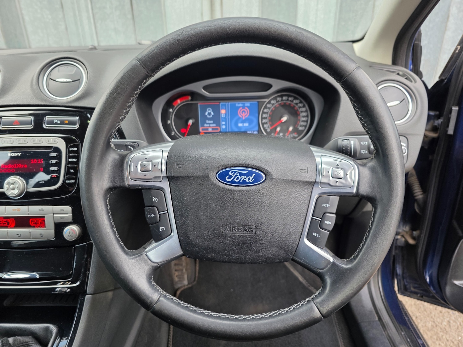 Used Ford Mondeo 2010 for sale - 77981733: Photo 10
