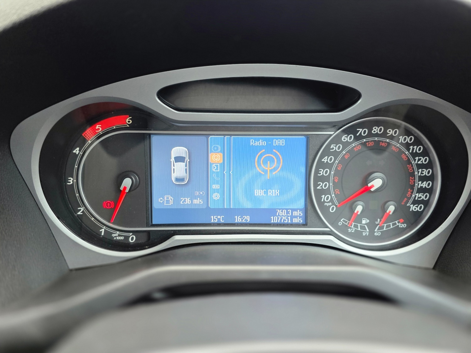 Used Ford Mondeo 2010 for sale - 77981733: Photo 15