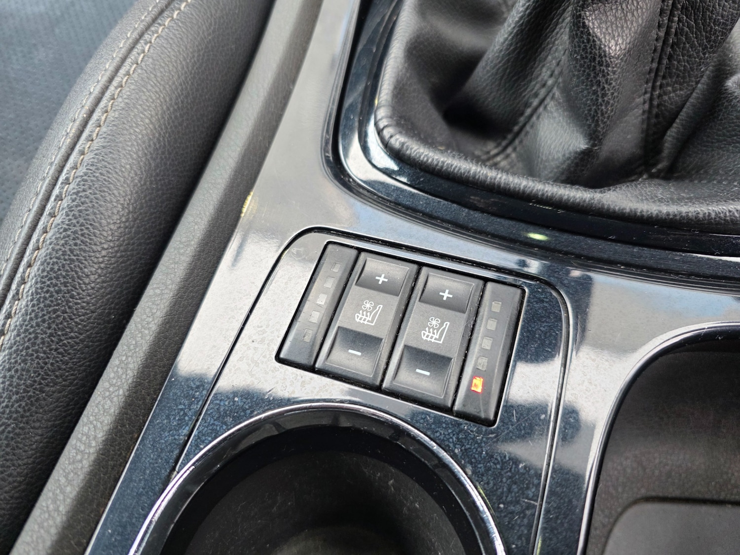 Used Ford Mondeo 2010 for sale - 77981733: Photo 20