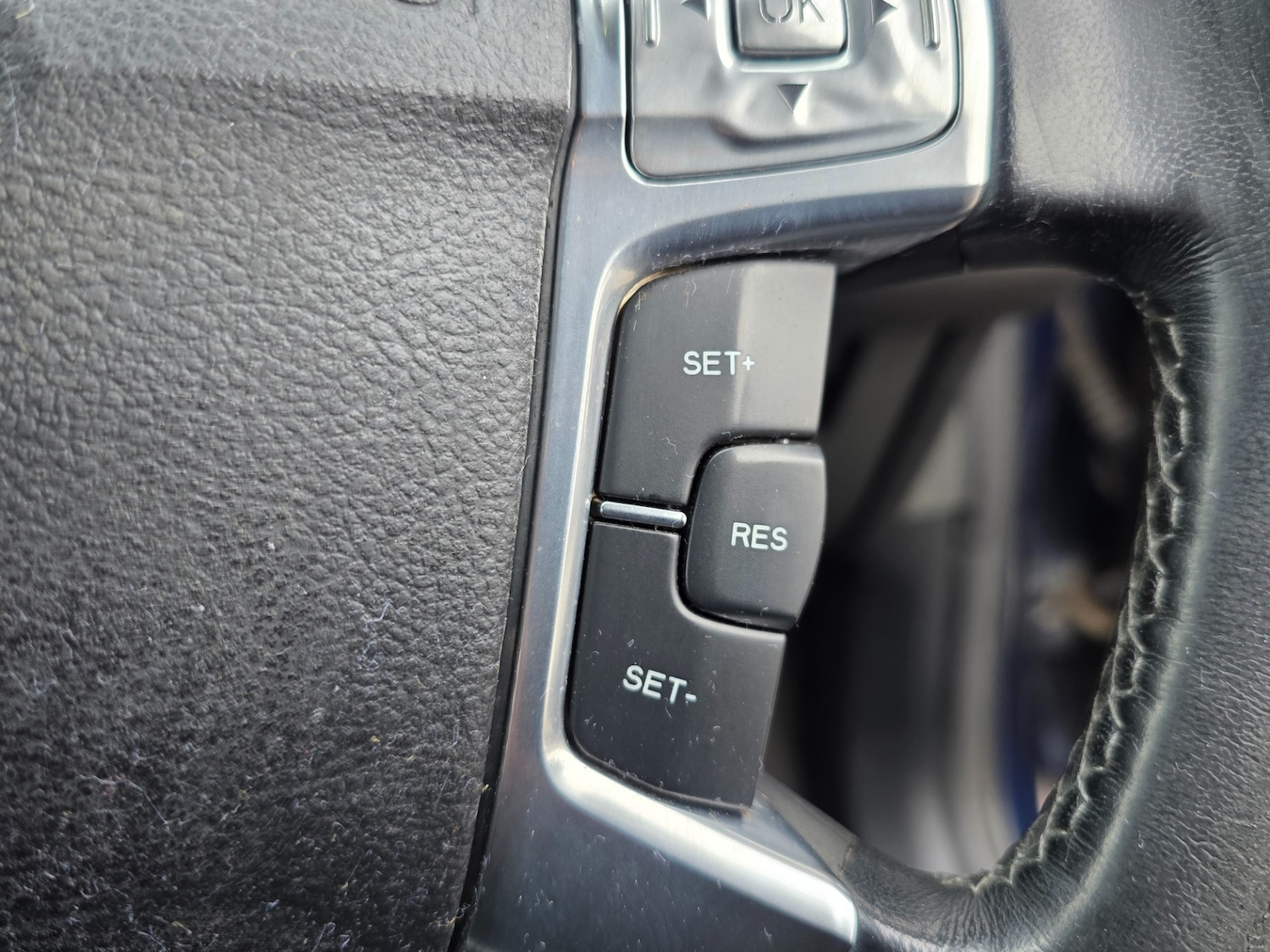 Used Ford Mondeo 2010 for sale - 77981733: Photo 24