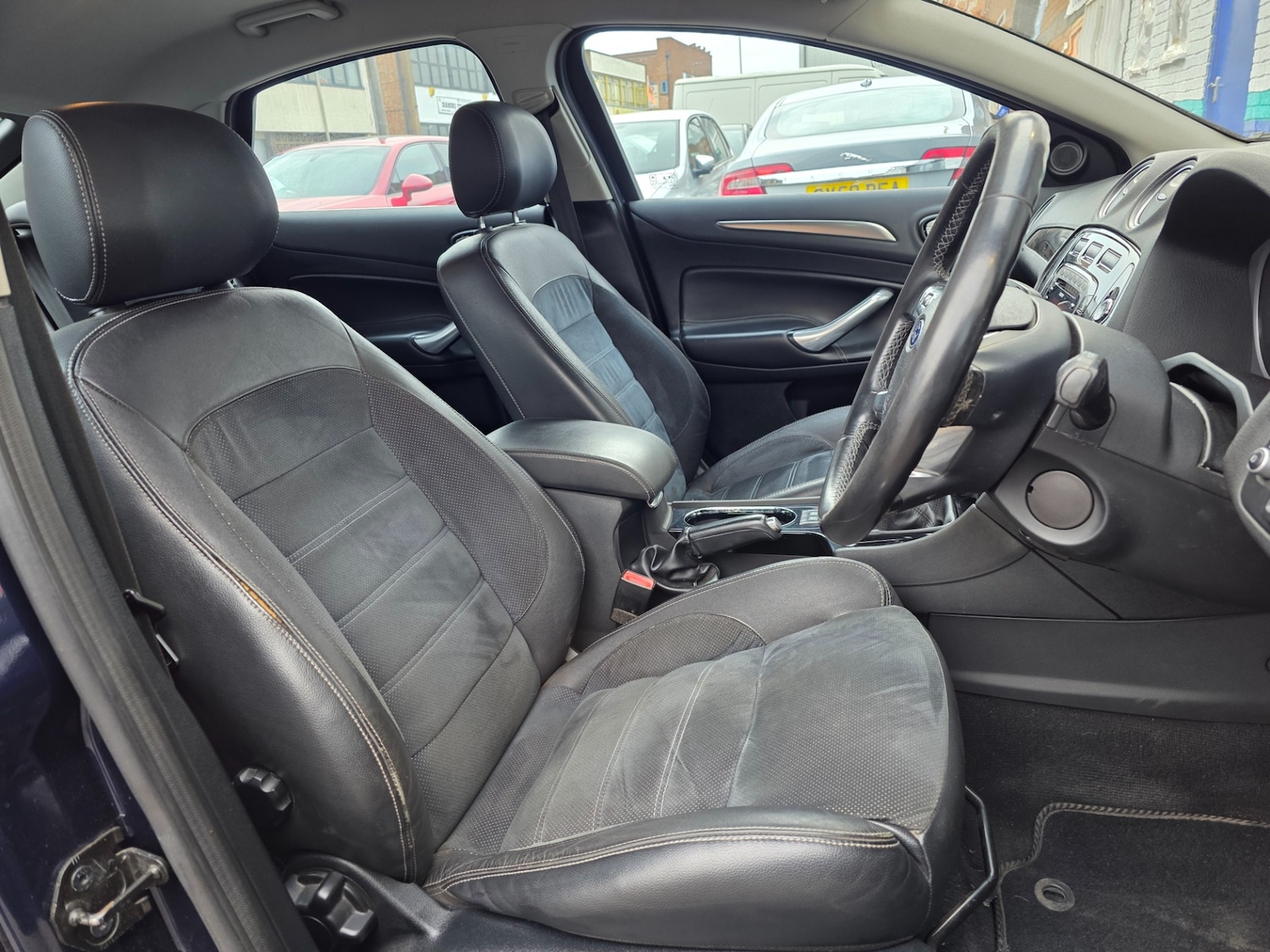 Used Ford Mondeo 2010 for sale - 77981733: Photo 27