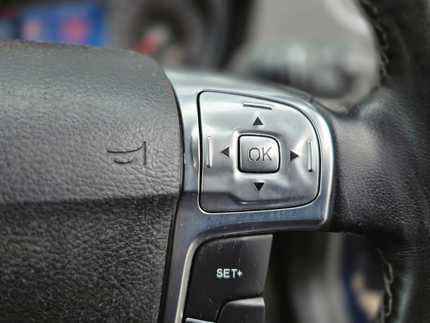 Used Ford Mondeo 2010 for sale - 77981733: Photo 28