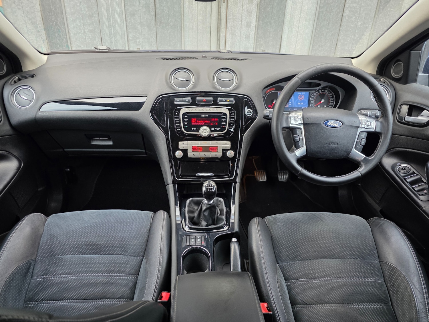 Used Ford Mondeo 2010 for sale - 77981733: Photo 3