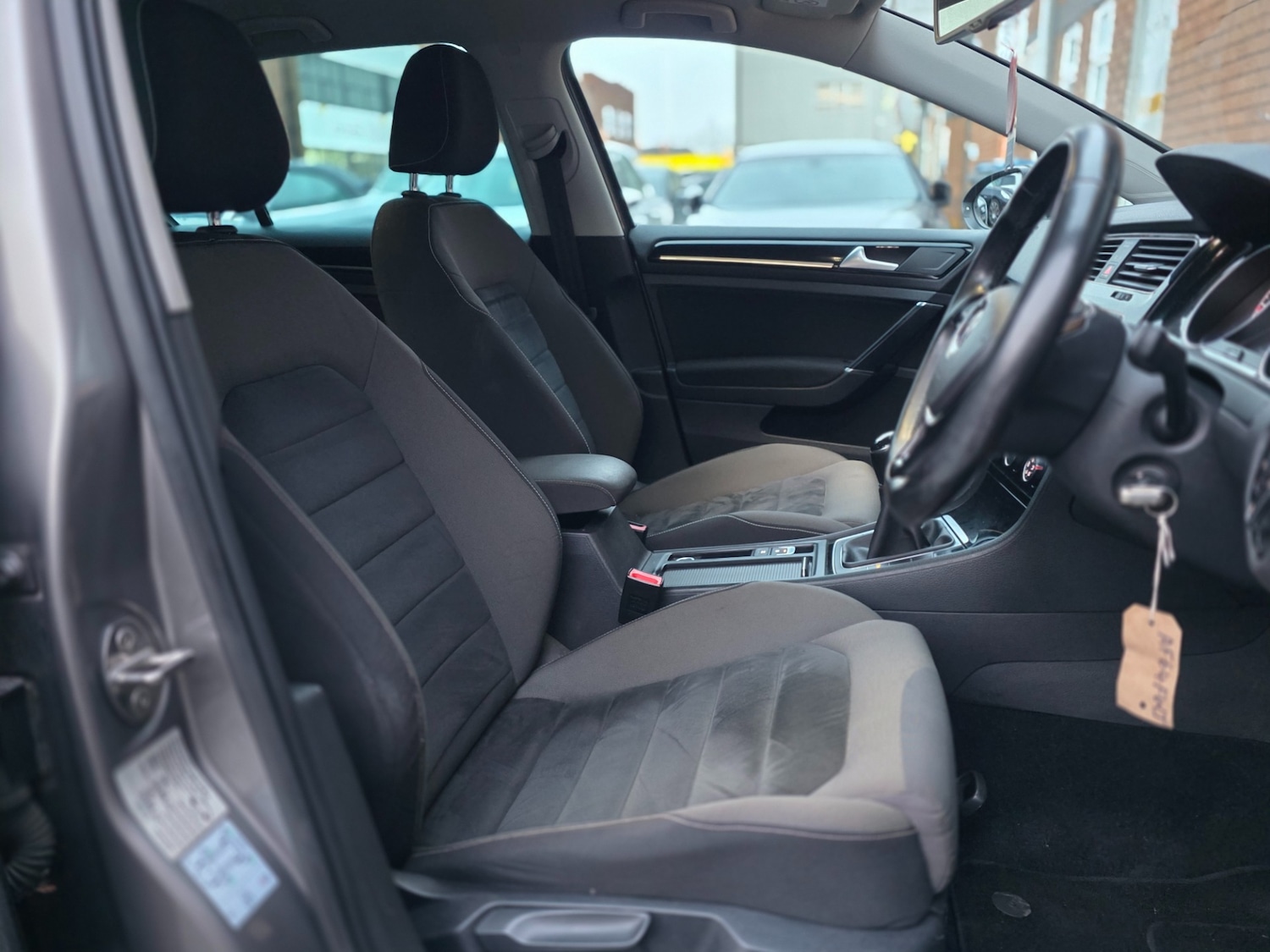 Used Volkswagen Golf 2014 for sale - 76968639: Photo 10