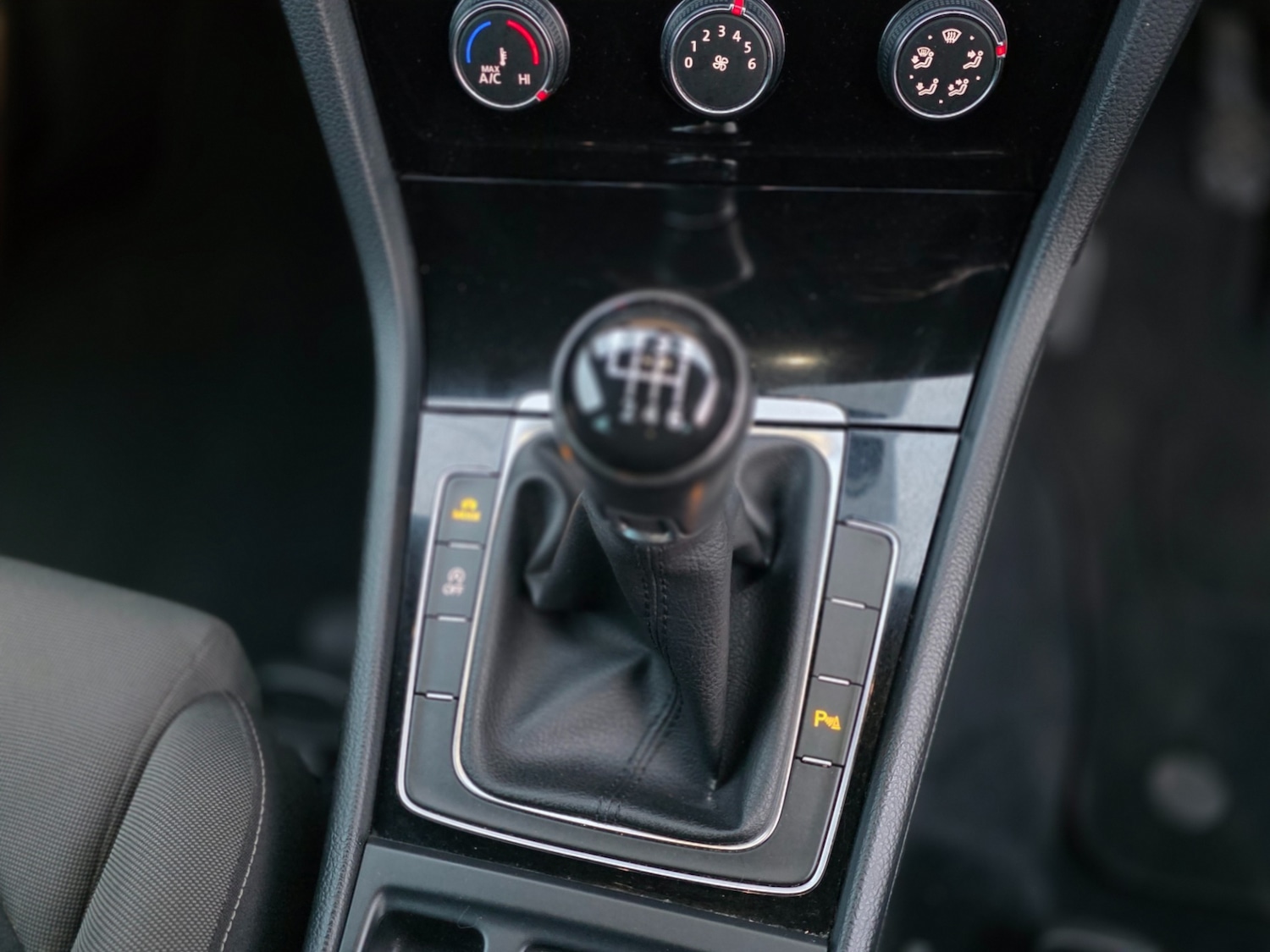 Used Volkswagen Golf 2014 for sale - 76968639: Photo 27