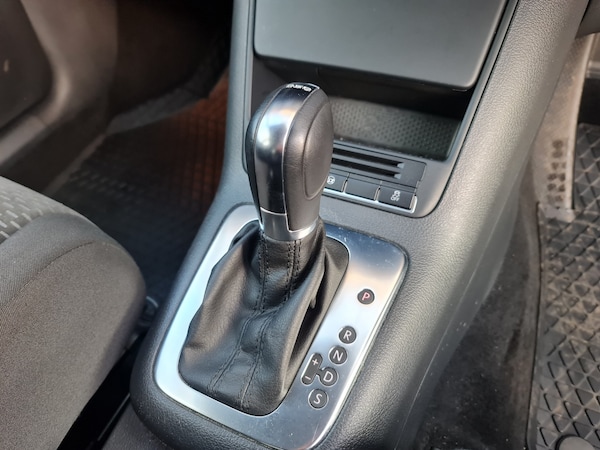 Used Volkswagen Golf Plus 2012 for sale - 76205736: Photo 18