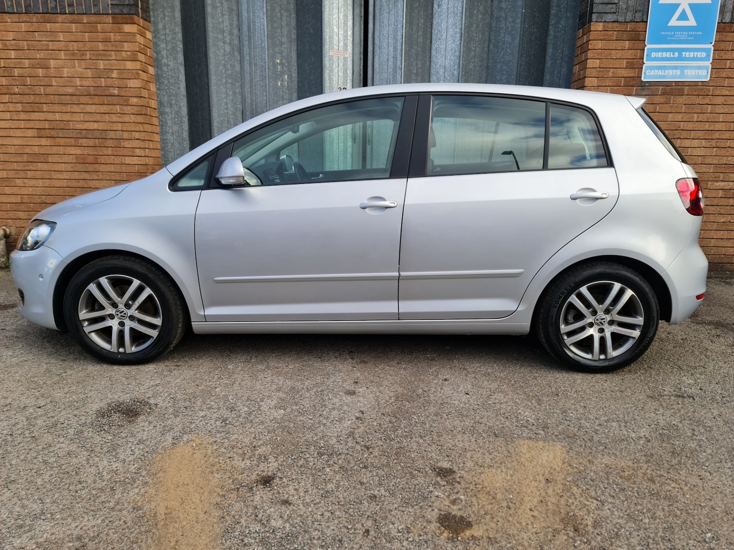Used Volkswagen Golf Plus 2012 for sale - 76205736: Photo 5