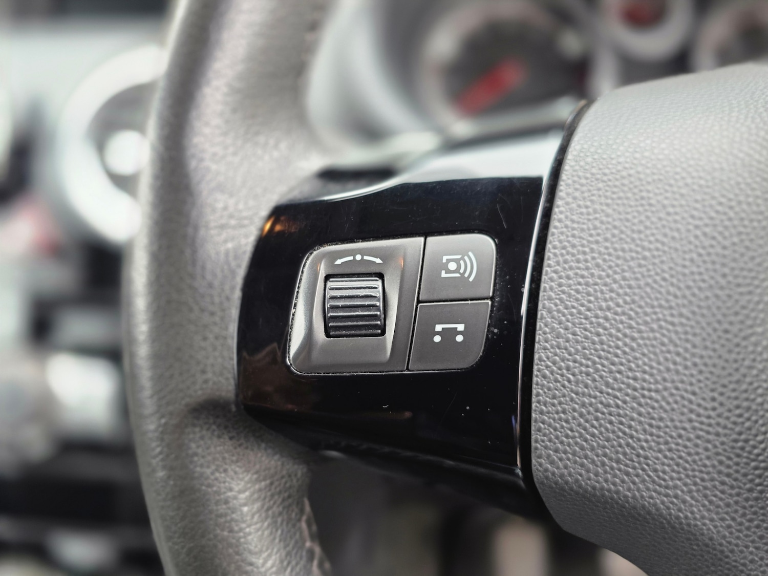 Used Vauxhall Corsa 2009 for sale - 77791350: Photo 16