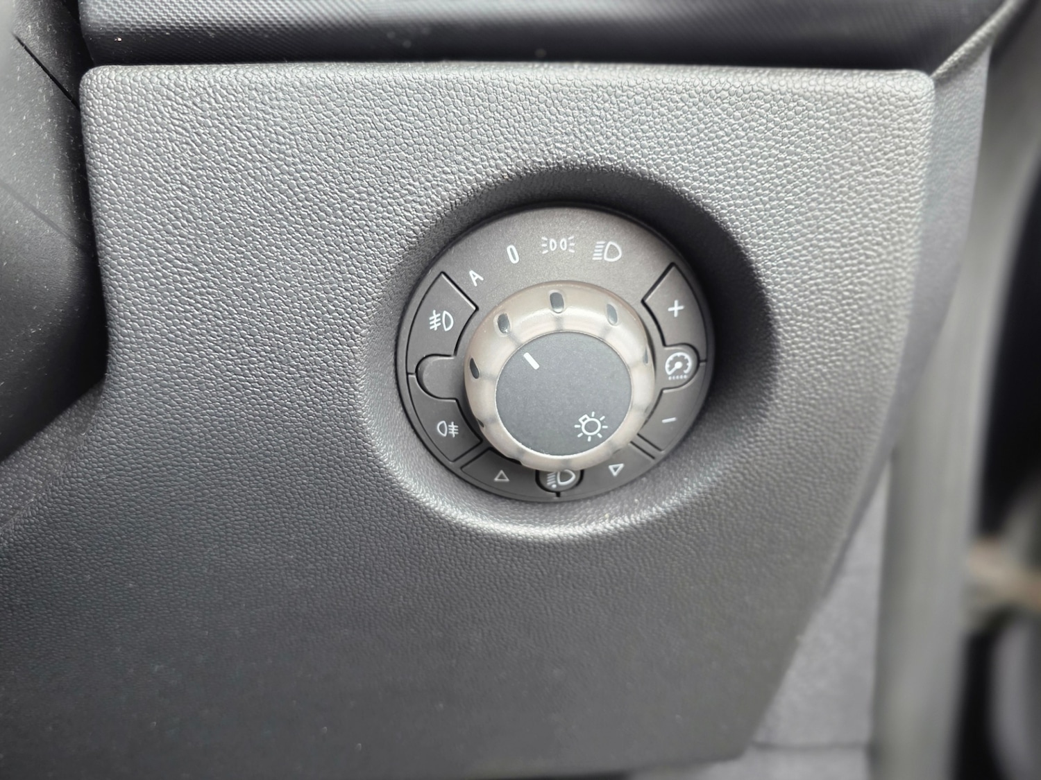 Used Vauxhall Corsa 2009 for sale - 77791350: Photo 22