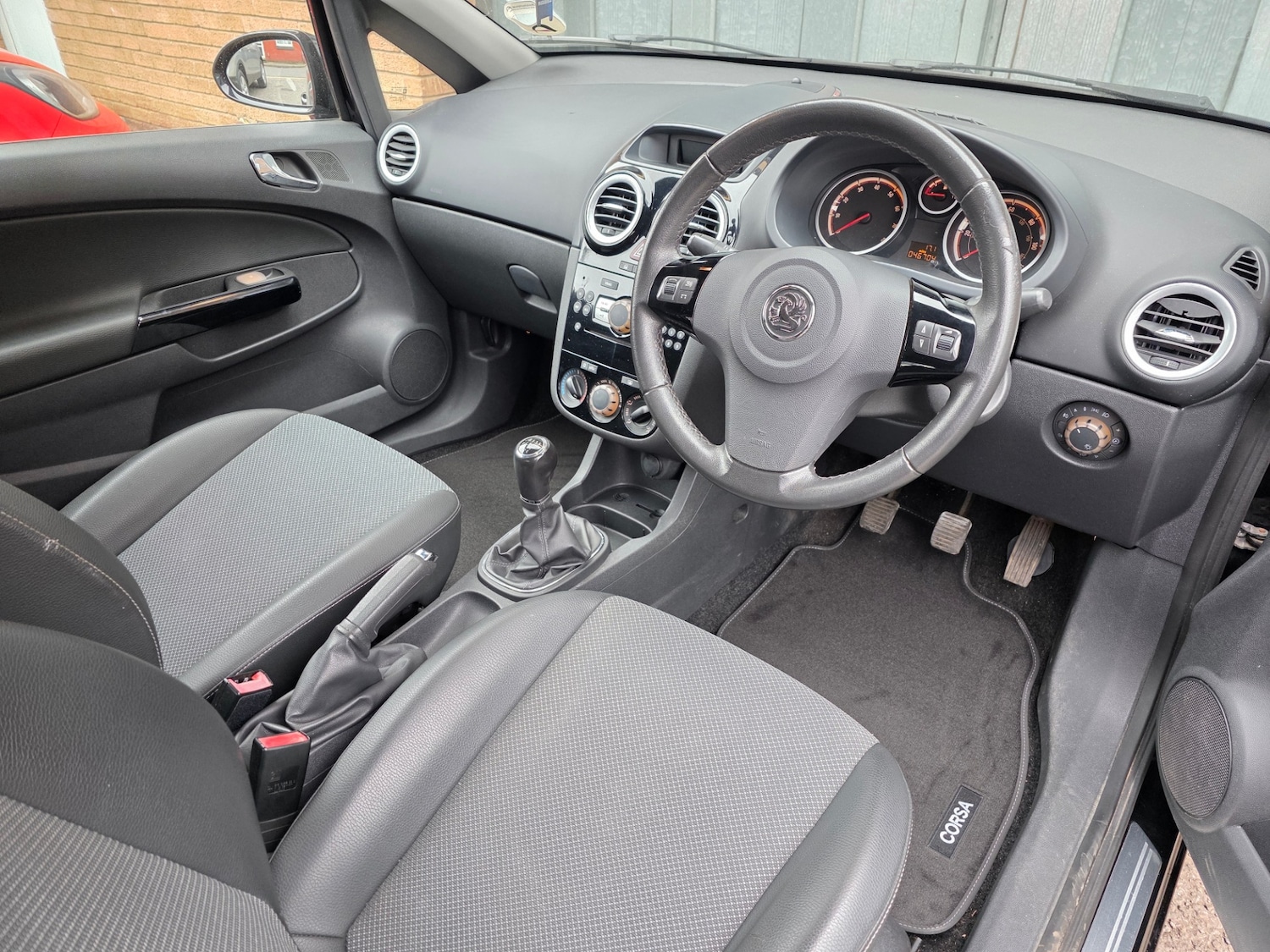 Used Vauxhall Corsa 2009 for sale - 77791350: Photo 9