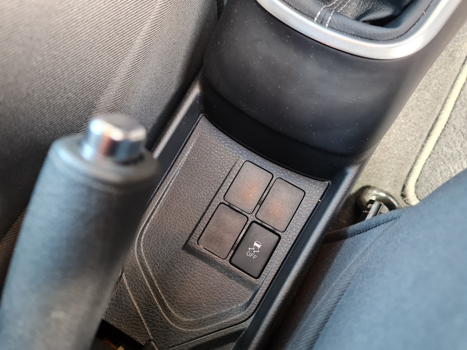 Used Toyota Yaris 2016 for sale - 76205790: Photo 23