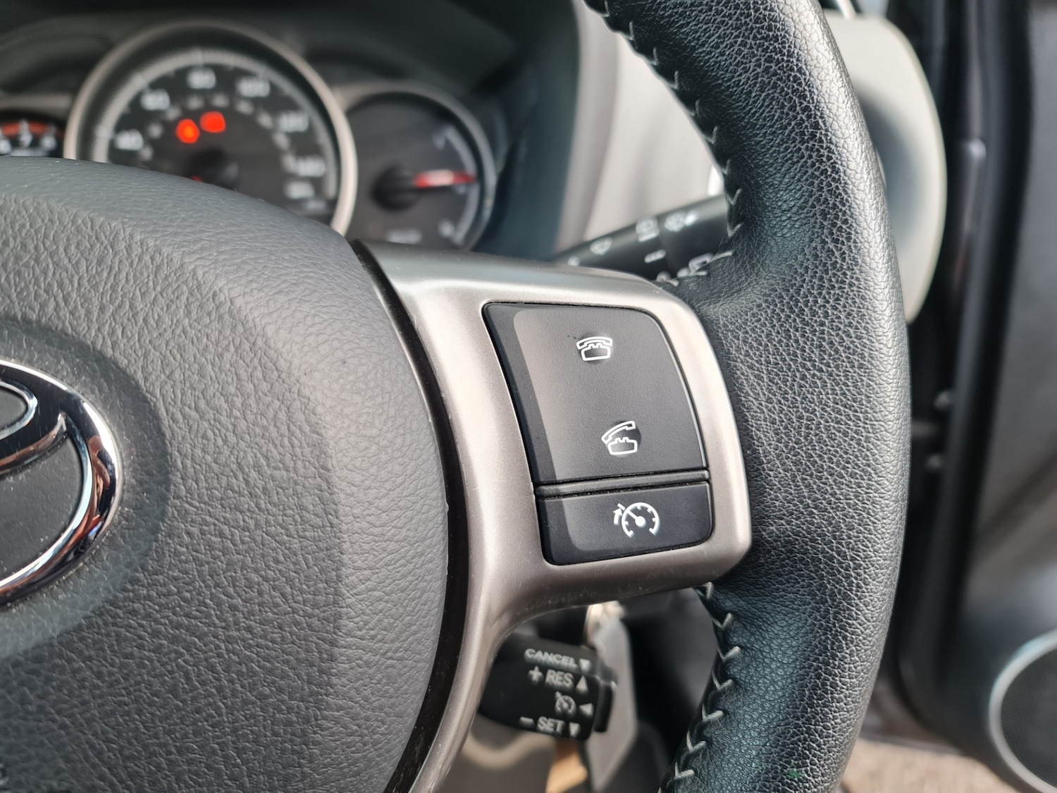 Used Toyota Yaris 2016 for sale - 76205790: Photo 27