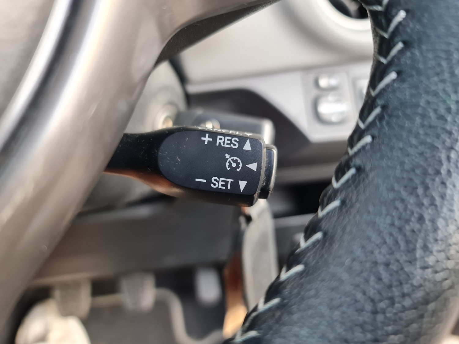 Used Toyota Yaris 2016 for sale - 76205790: Photo 29