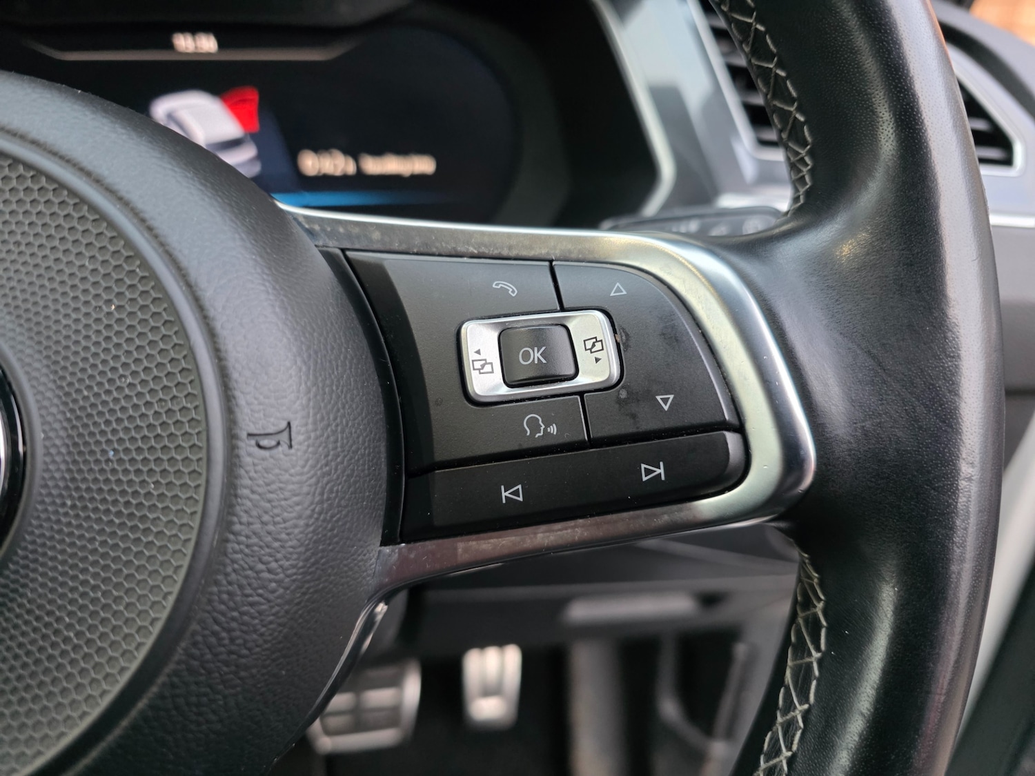 Used Volkswagen Tiguan 2018 for sale - 76897291: Photo 23