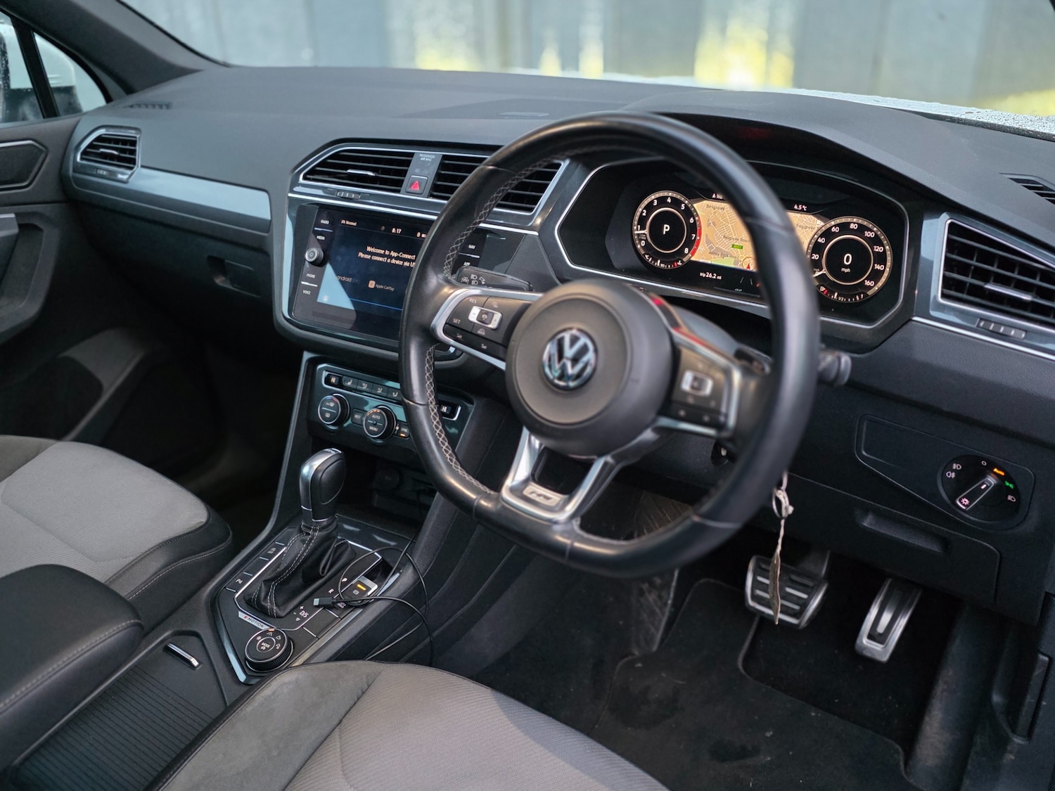 Used Volkswagen Tiguan 2018 for sale - 76897291: Photo 42