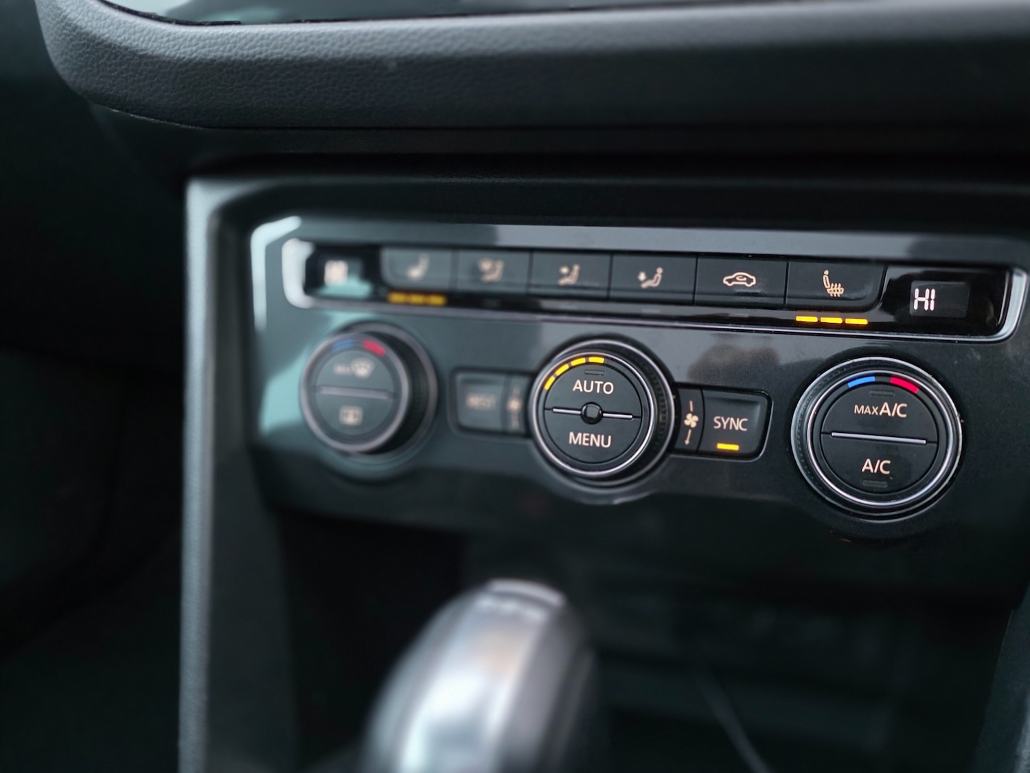 Used Volkswagen Tiguan 2018 for sale - 76897291: Photo 44