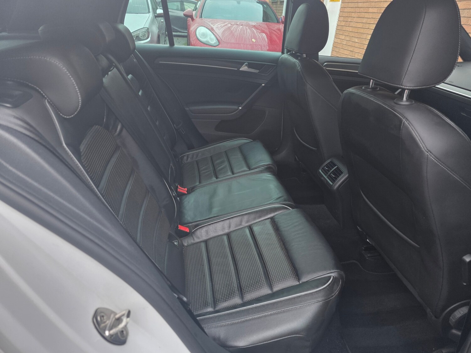 Used Volkswagen Golf 2017 for sale - 77495047: Photo 14