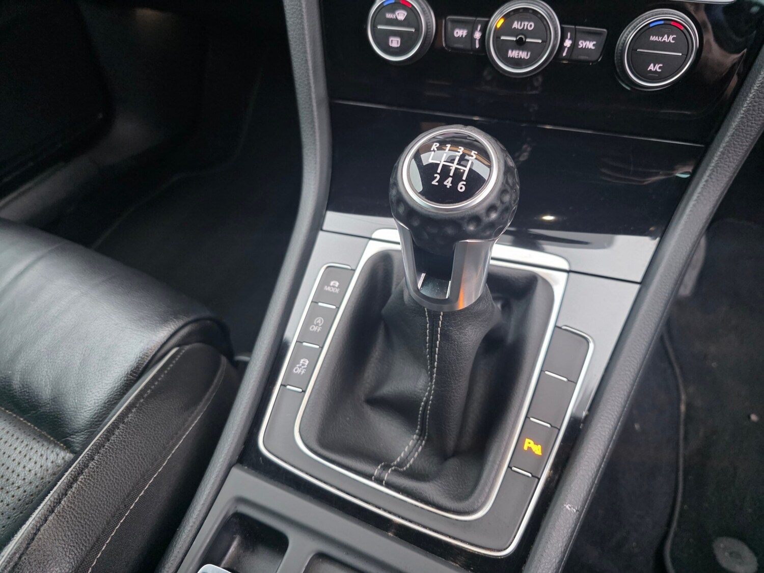 Used Volkswagen Golf 2017 for sale - 77495047: Photo 18