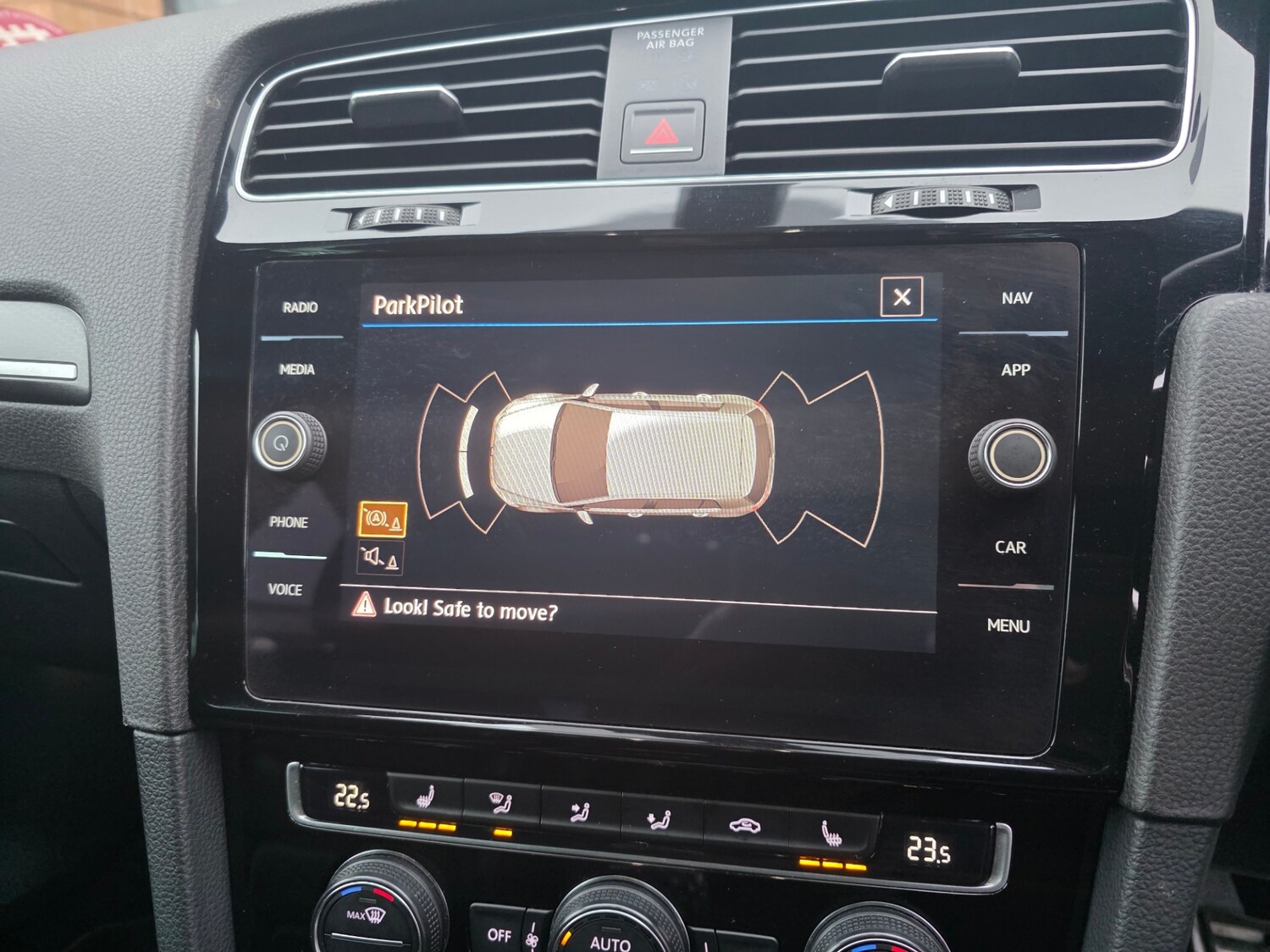 Used Volkswagen Golf 2017 for sale - 77495047: Photo 25