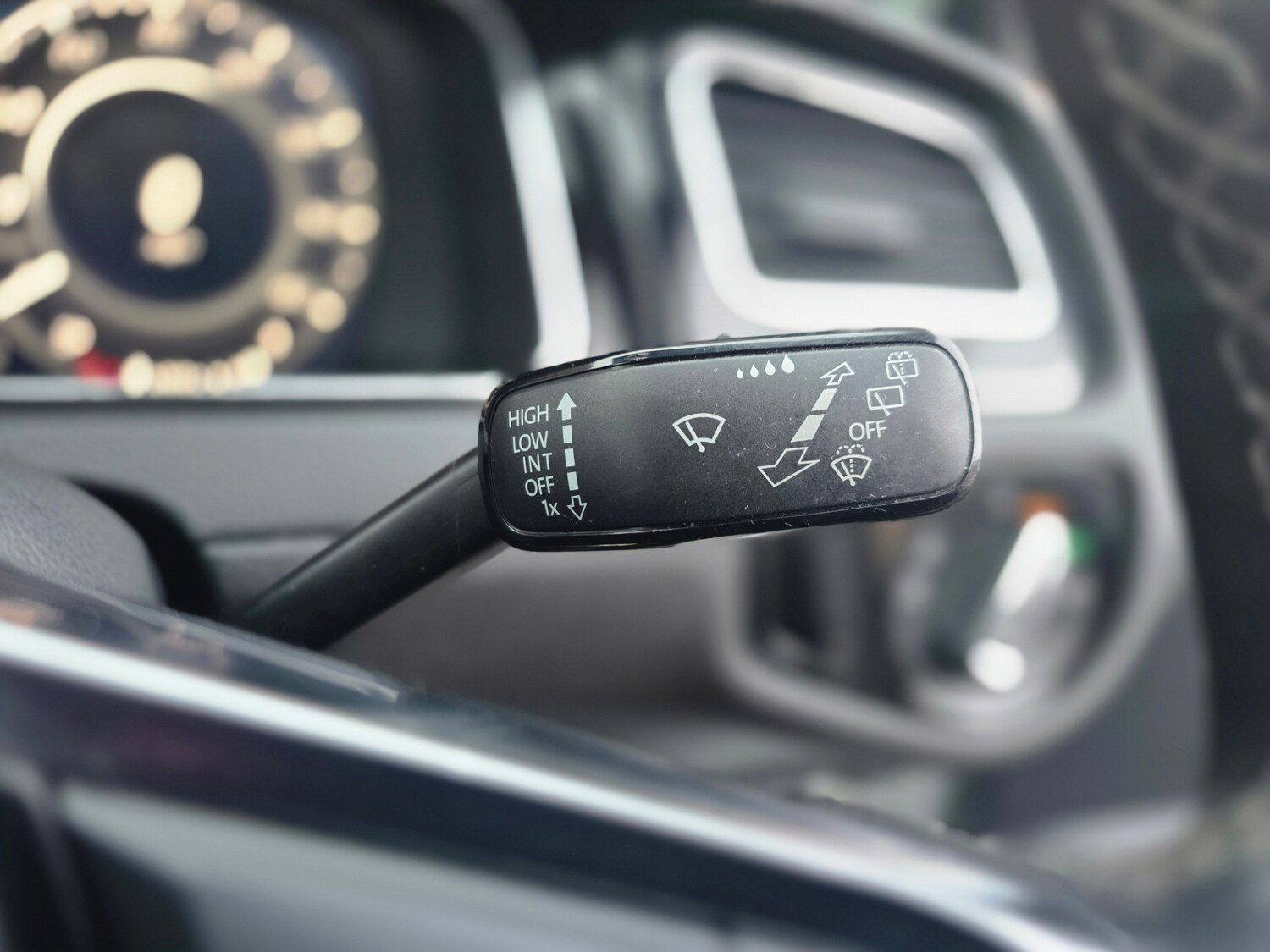 Used Volkswagen Golf 2017 for sale - 77495047: Photo 30