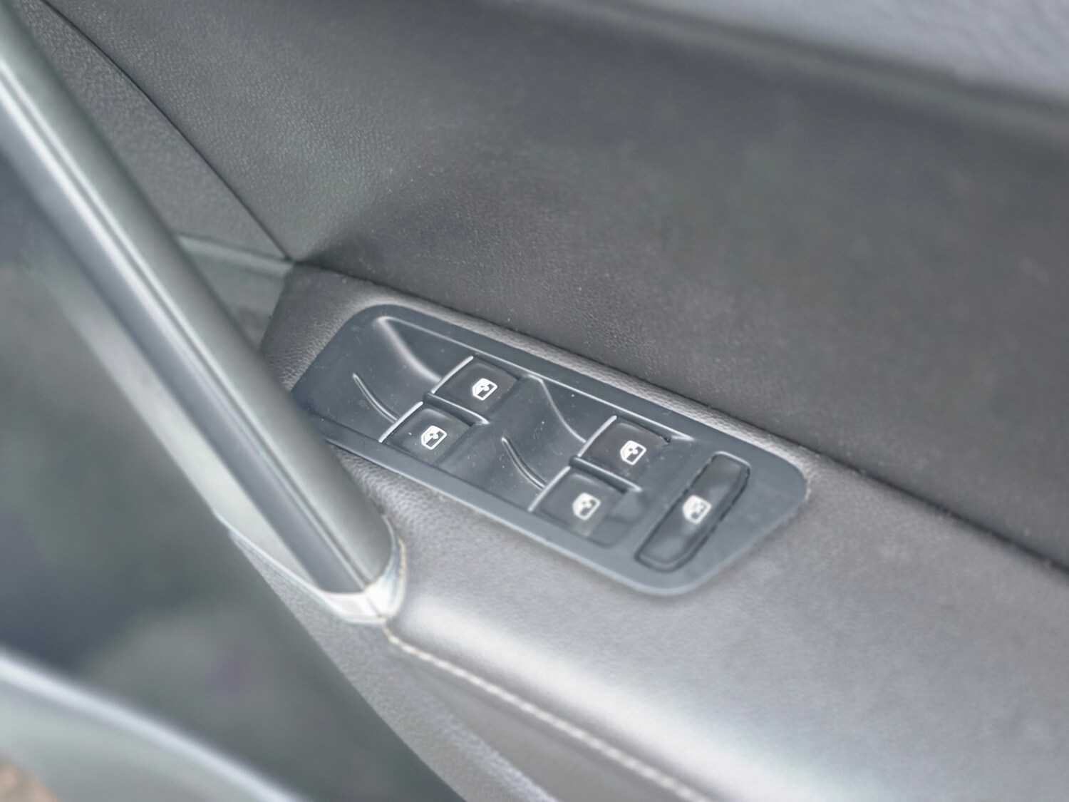 Used Volkswagen Golf 2017 for sale - 77495047: Photo 34