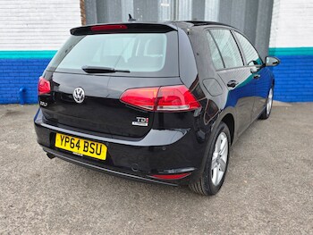 Used Volkswagen Golf 2014 for sale - 77981922: Photo