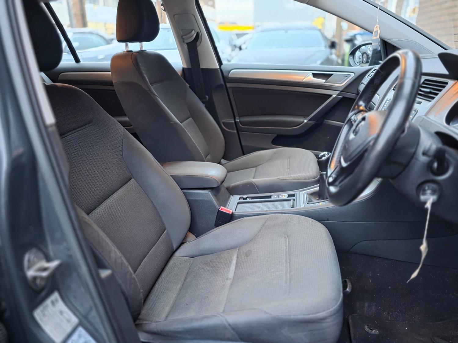 Used Volkswagen Golf 2015 for sale - 76897288: Photo 16