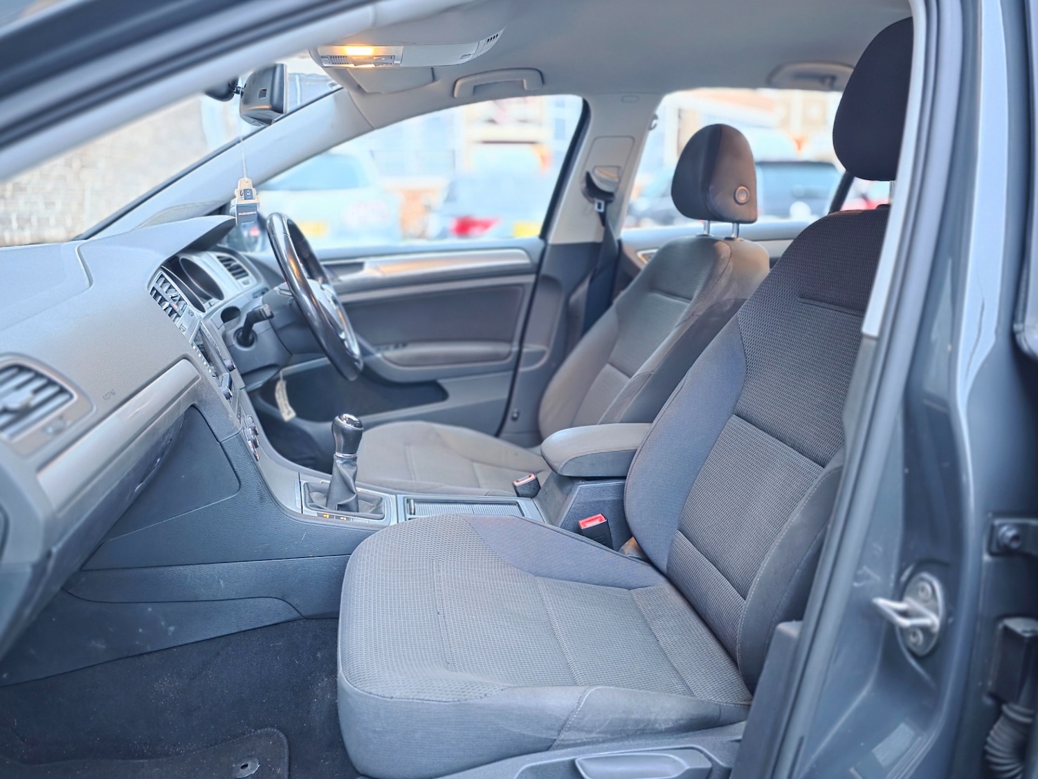 Used Volkswagen Golf 2015 for sale - 76897288: Photo 17