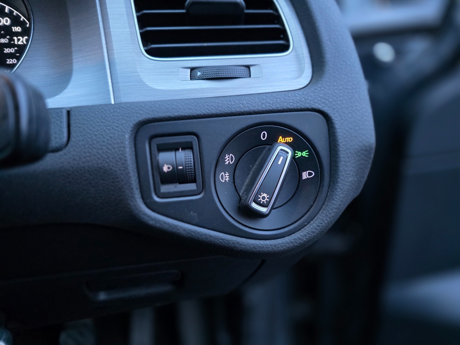 Used Volkswagen Golf 2015 for sale - 76897288: Photo 21