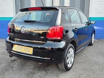 Used Volkswagen Polo 2010 for sale - 78332877: Photo