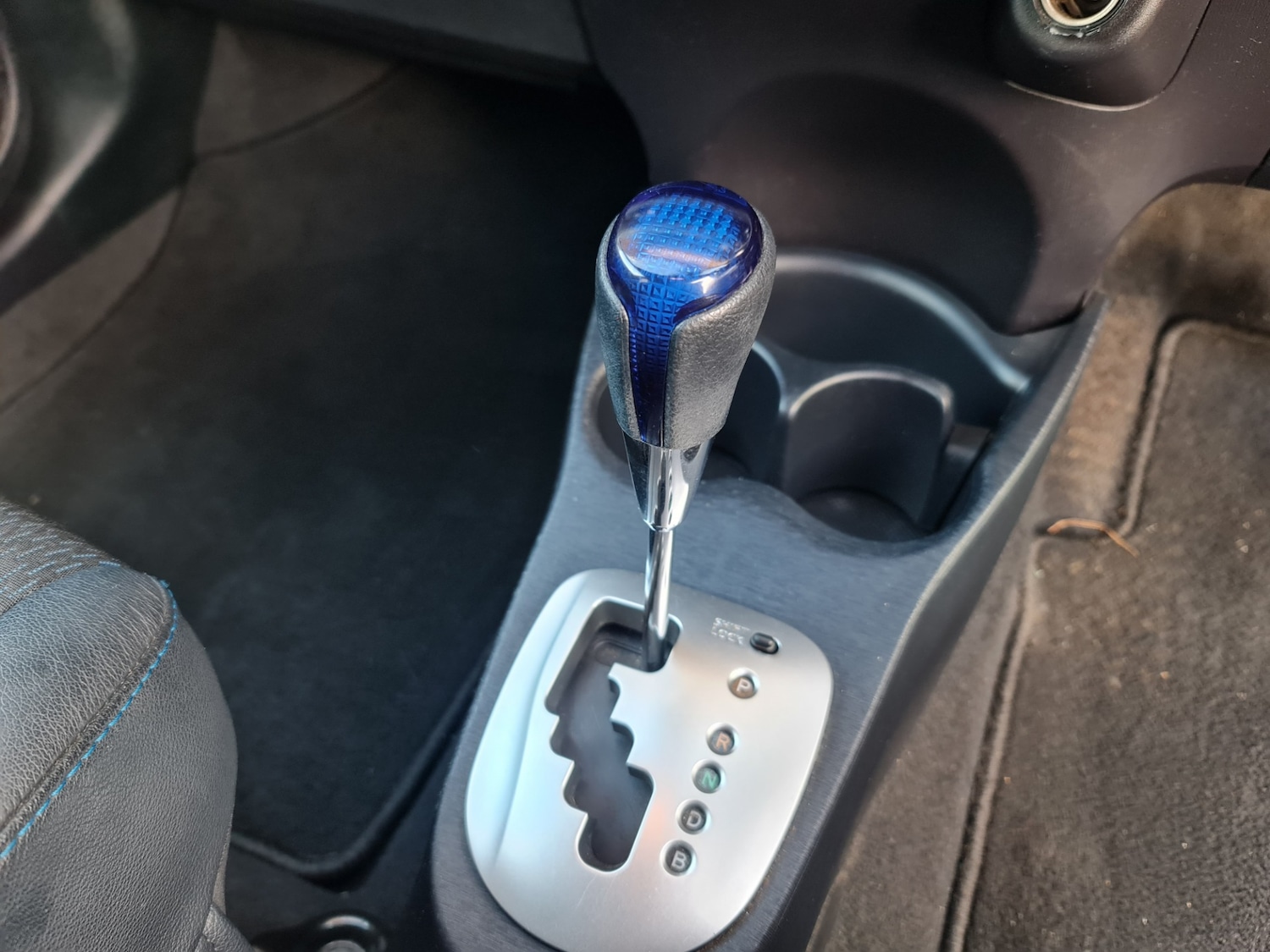 Used Toyota Yaris 2012 for sale - 76205598: Photo 27