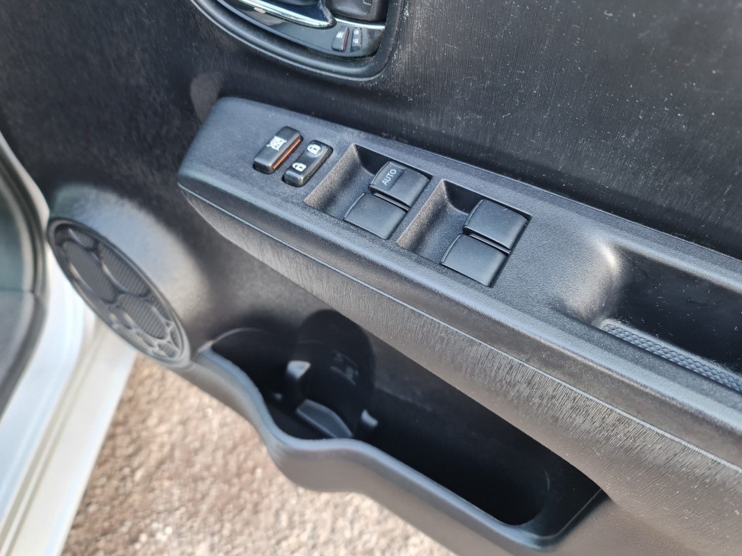 Used Toyota Yaris 2012 for sale - 76205598: Photo 29