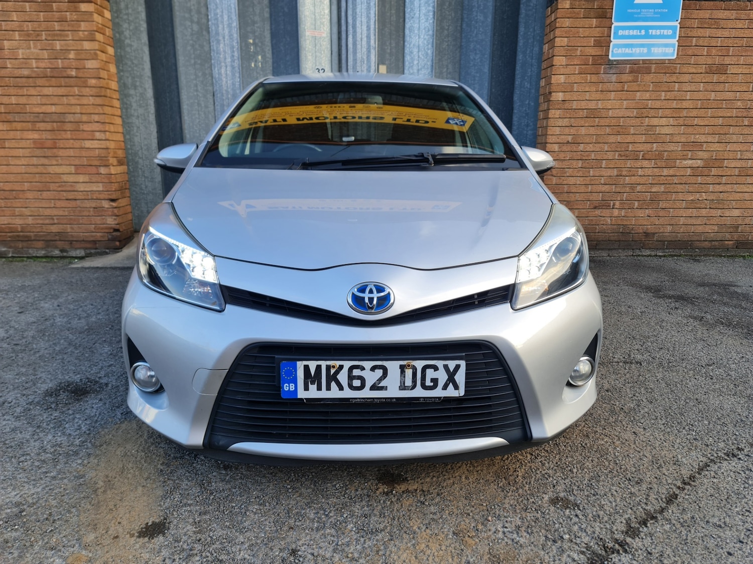 Used Toyota Yaris 2012 for sale - 76205598: Photo 5