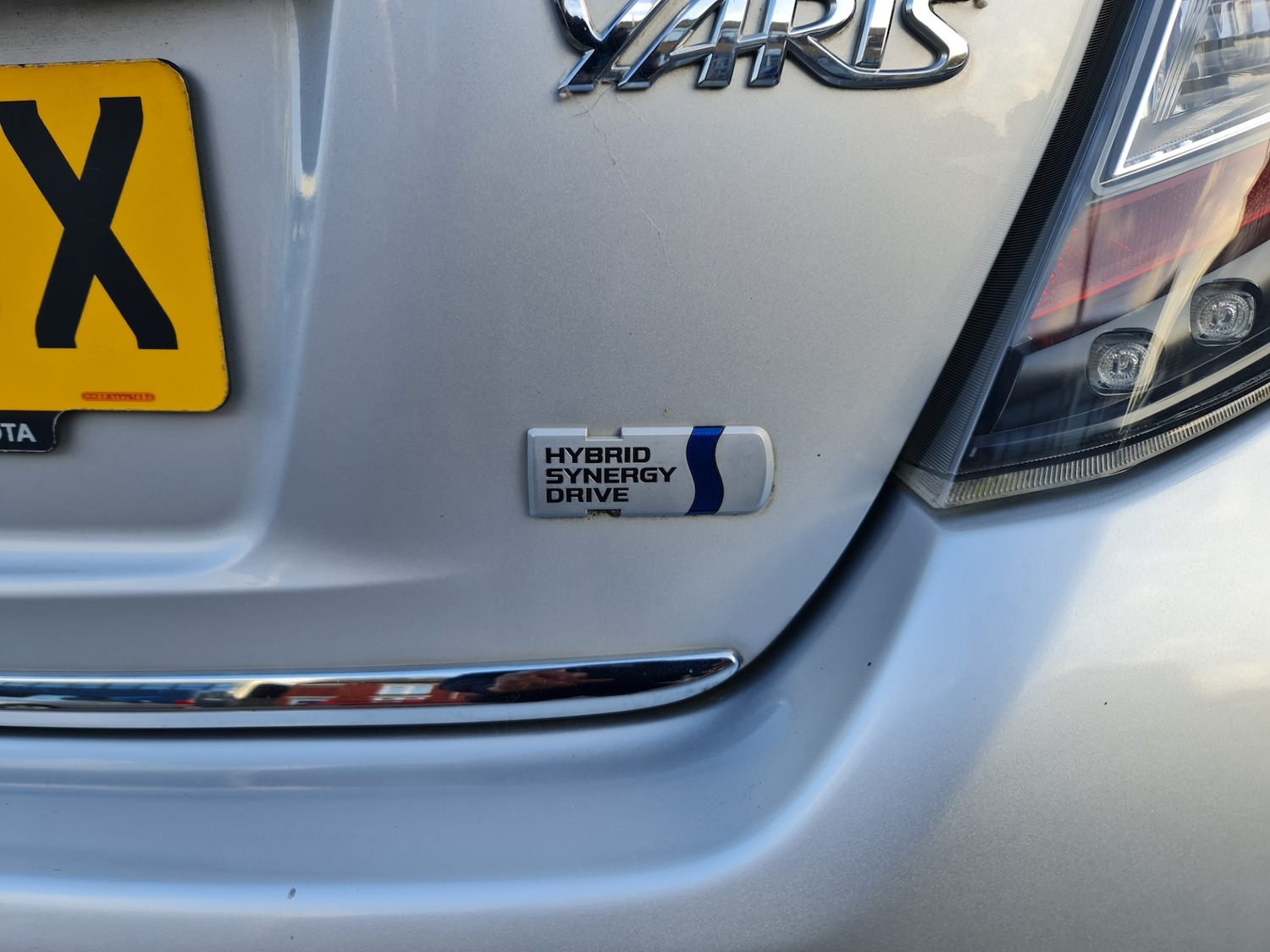 Used Toyota Yaris 2012 for sale - 76205598: Photo 8