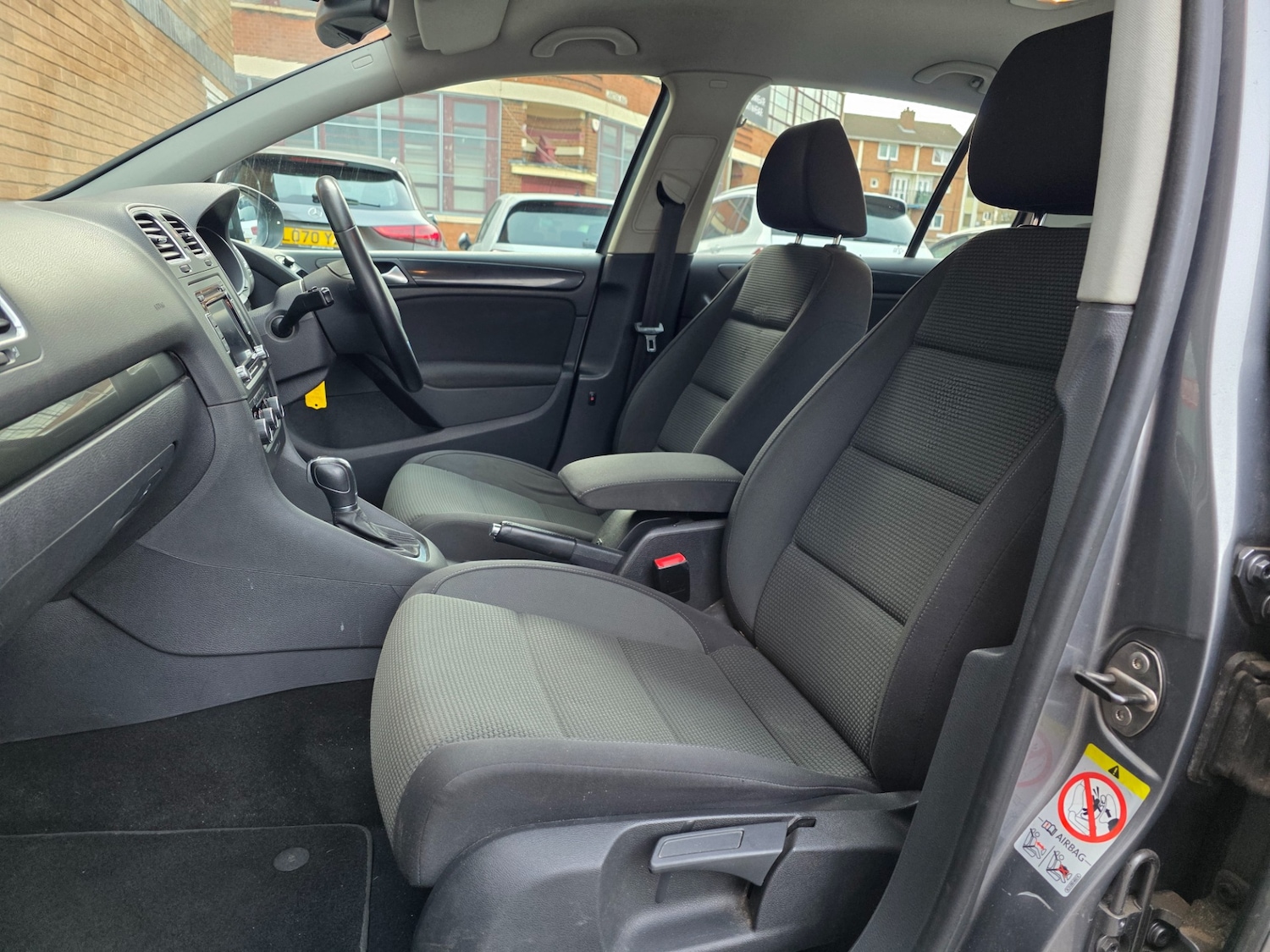 Used Volkswagen Golf 2011 for sale - 77851517: Photo 13