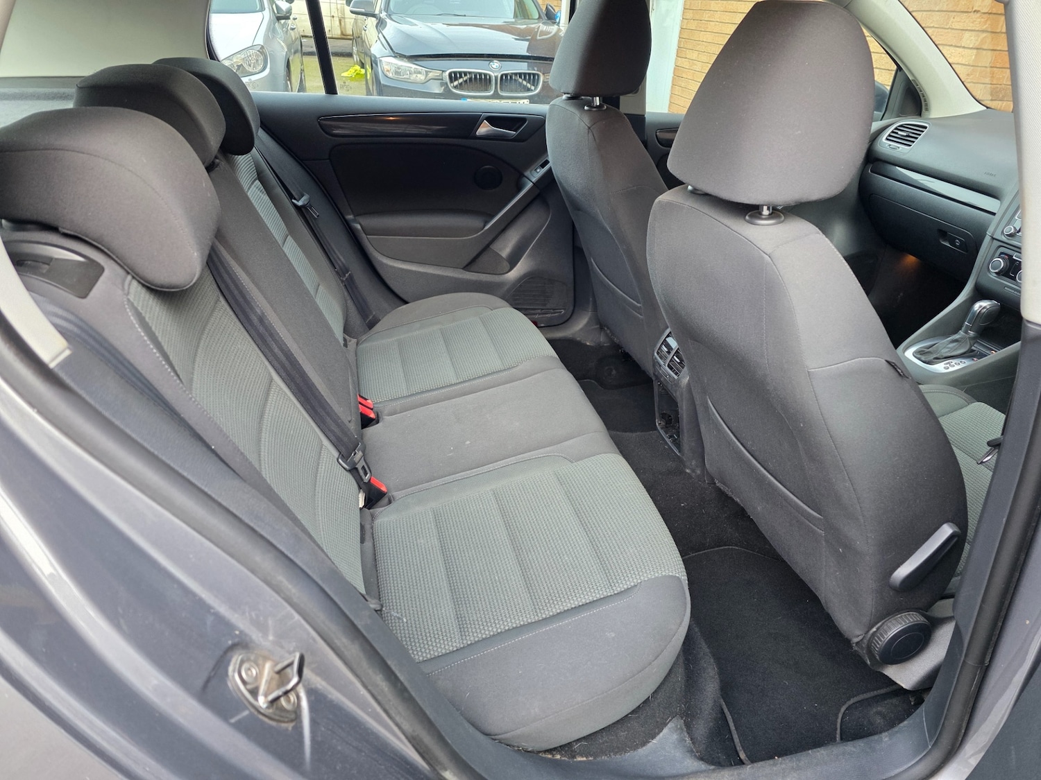 Used Volkswagen Golf 2011 for sale - 77851517: Photo 14