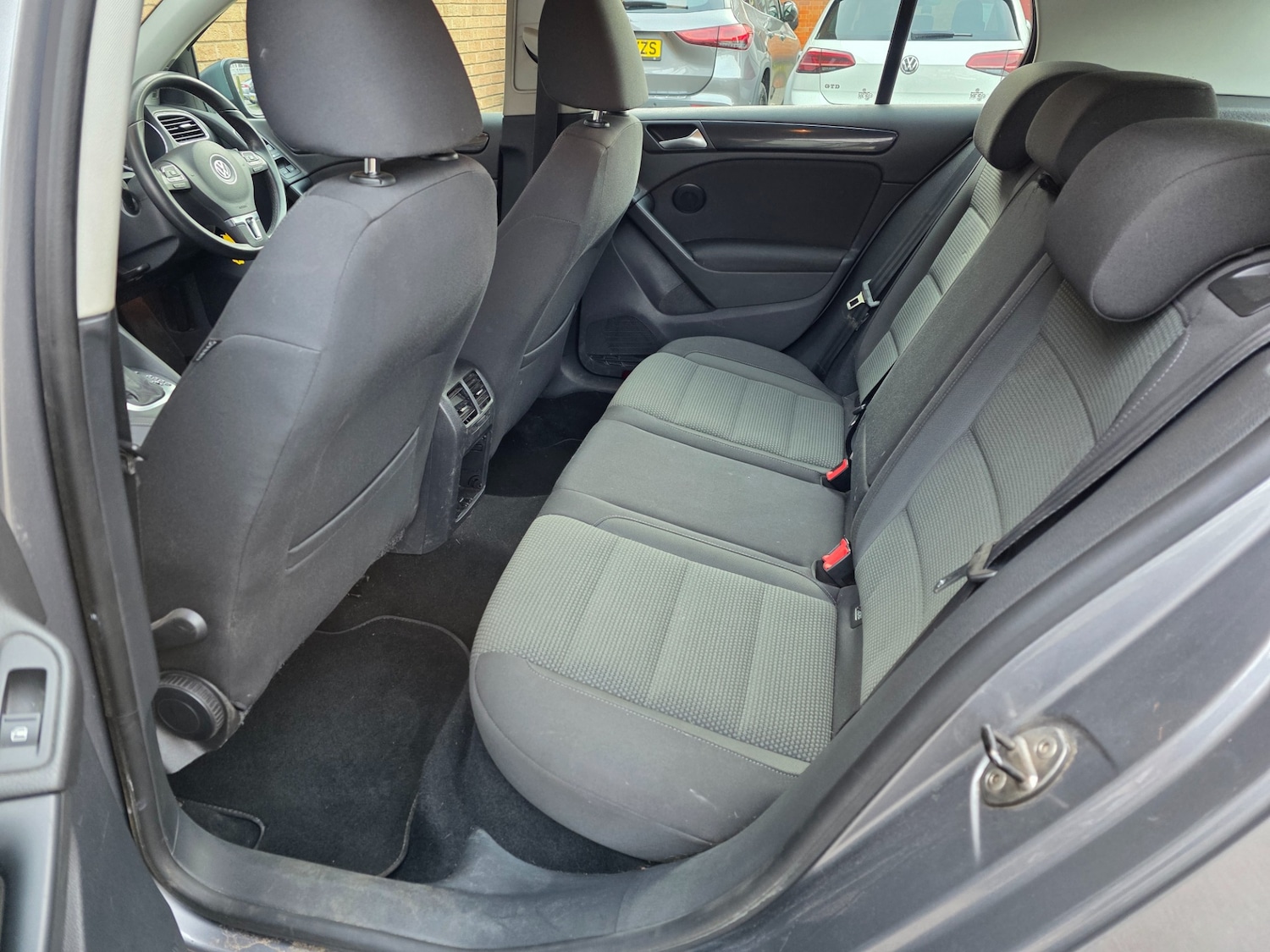 Used Volkswagen Golf 2011 for sale - 77851517: Photo 15