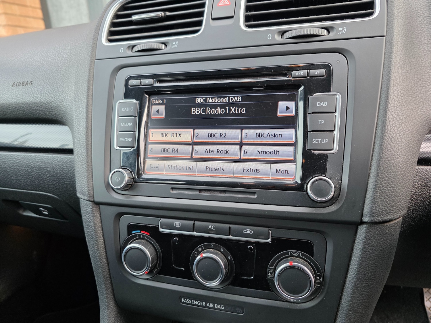 Used Volkswagen Golf 2011 for sale - 77851517: Photo 21