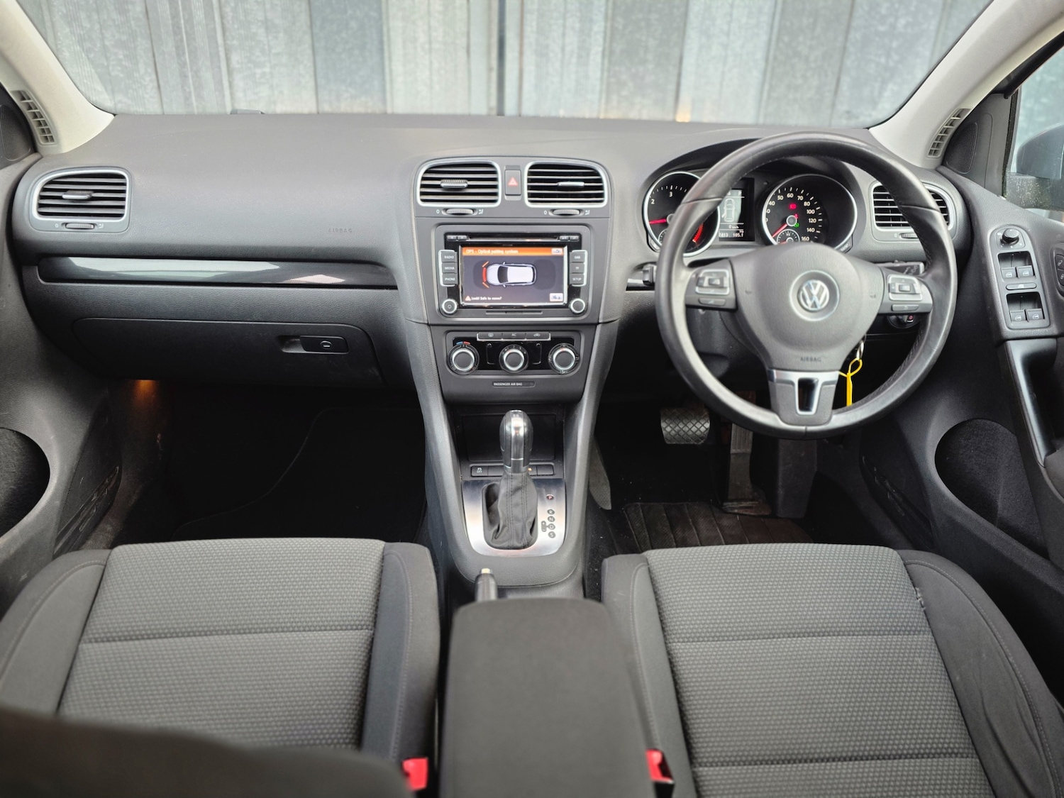 Used Volkswagen Golf 2011 for sale - 77851517: Photo 8