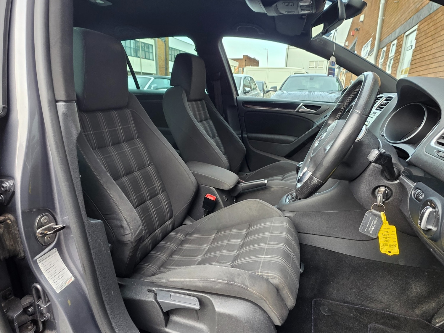 Used Volkswagen Golf 2011 for sale - 77622708: Photo 14