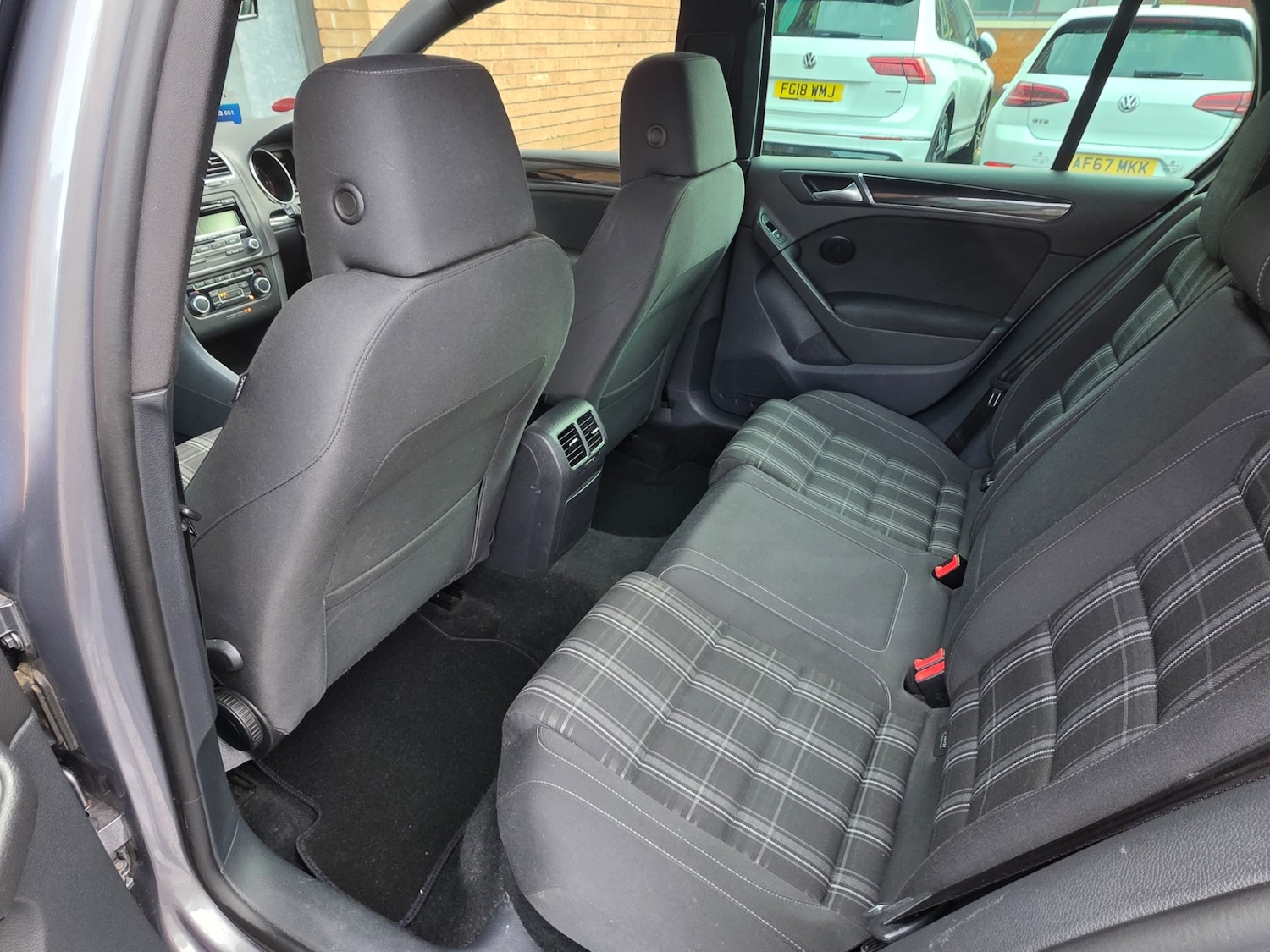 Used Volkswagen Golf 2011 for sale - 77622708: Photo 16