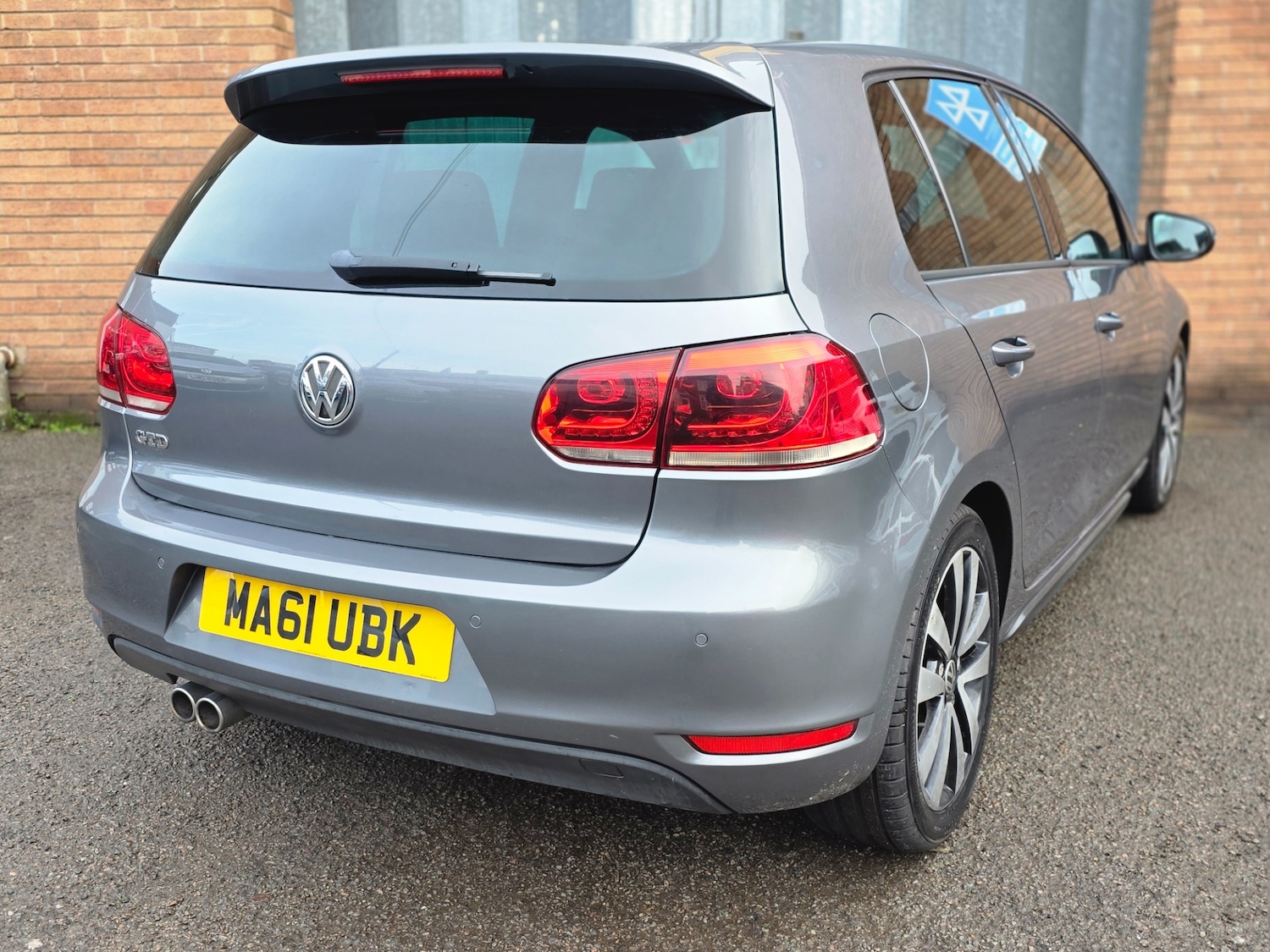 Used Volkswagen Golf 2011 for sale - 77622708: Photo 2