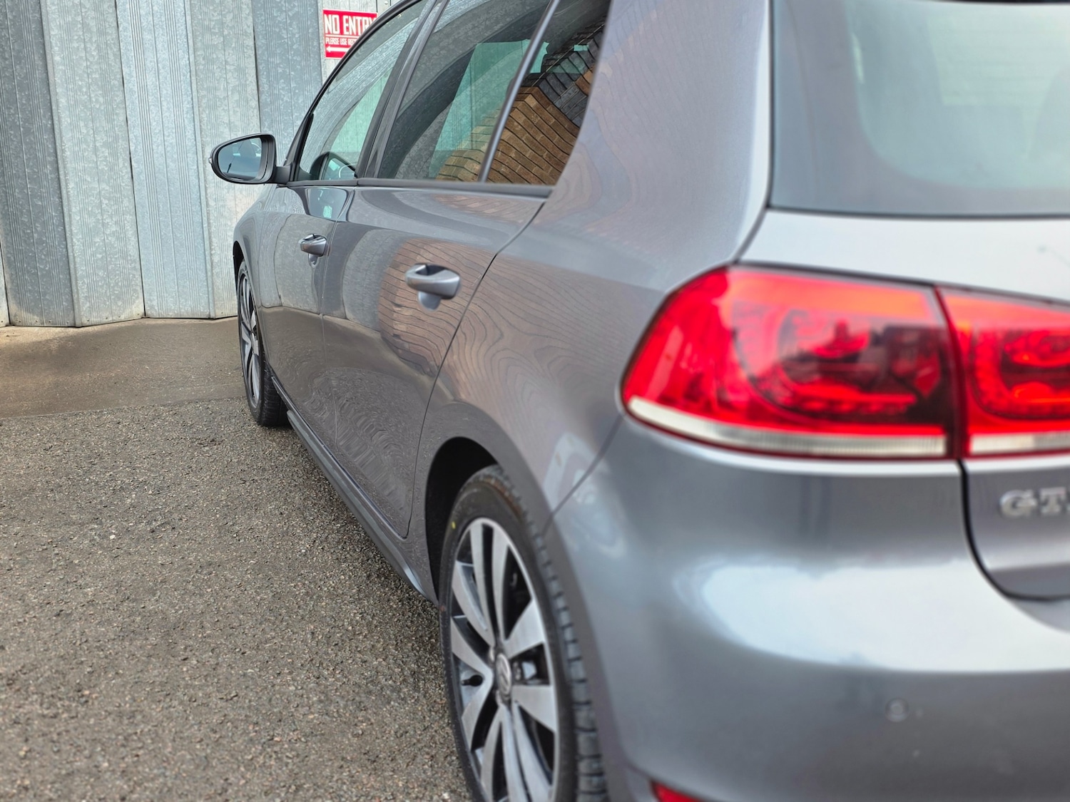 Used Volkswagen Golf 2011 for sale - 77622708: Photo 9