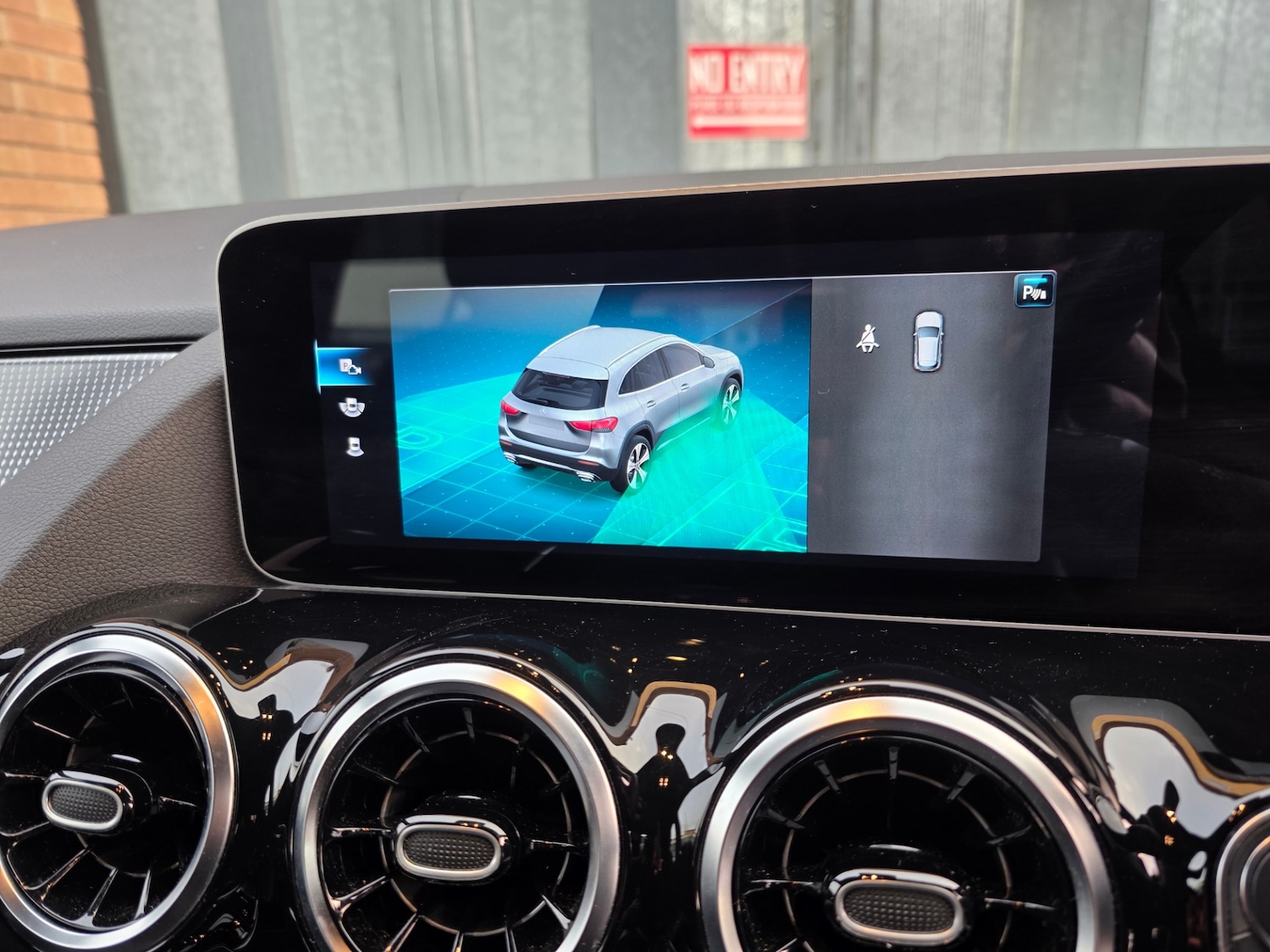 Used Mercedes-Benz GLA 2021 for sale - 77619430: Photo 22