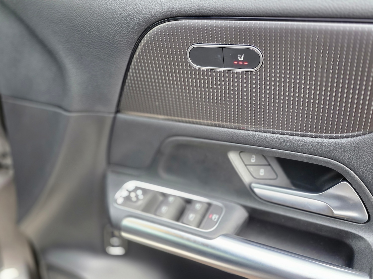 Used Mercedes-Benz GLA 2021 for sale - 77619430: Photo 32