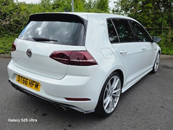 Used Volkswagen Golf 2017 for sale - 78506618: Photo